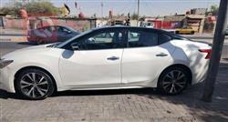 نيسان ماكسيما